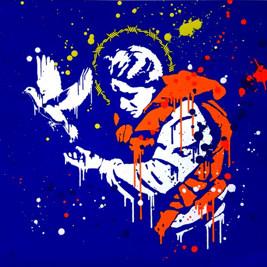 lady_refugee_print_goin_2017_hand-embellished-BLUE-AP_03